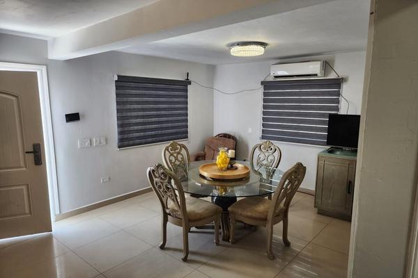 Foto de inmueble en Cuarta, Col. Playas de Chapultepec C.P. 22785, Ensenada
