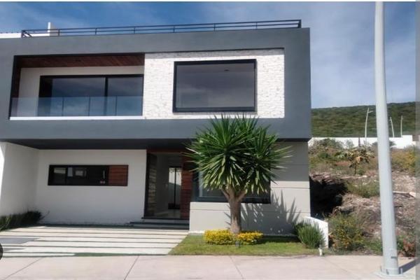 Foto de inmueble en CUATRO CAMINOS 141, Col. Residencial el Refugio C.P. 76146, Querétaro