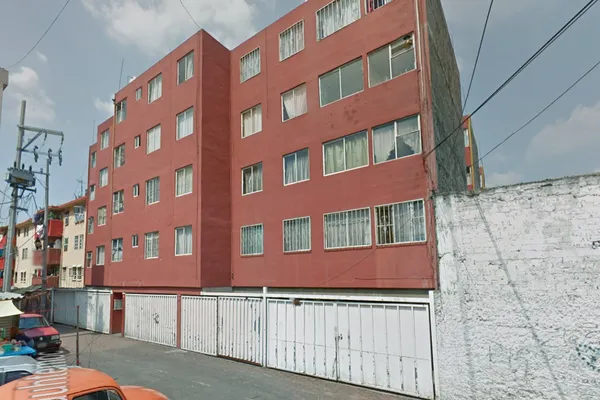 Foto de inmueble en CUAUHTEMOC #16, Col. Coltongo C.P. 02630, Azcapotzalco