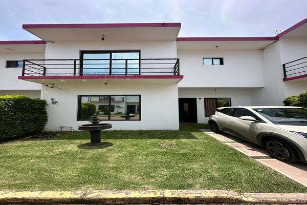 Foto de inmueble en CUAUTLIXCO, Col. Cuautlixco C.P. 62747, Cuautla