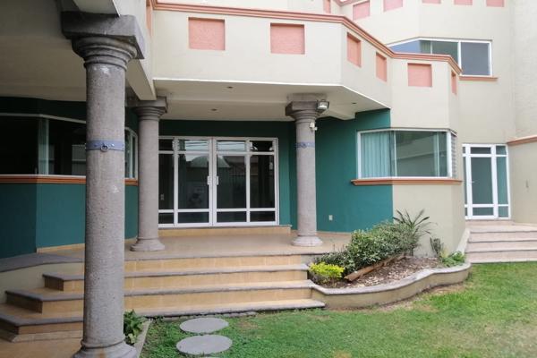 Foto de inmueble en Cuernavaca, Col. Lomas de Atzingo C.P. 62180, Cuernavaca