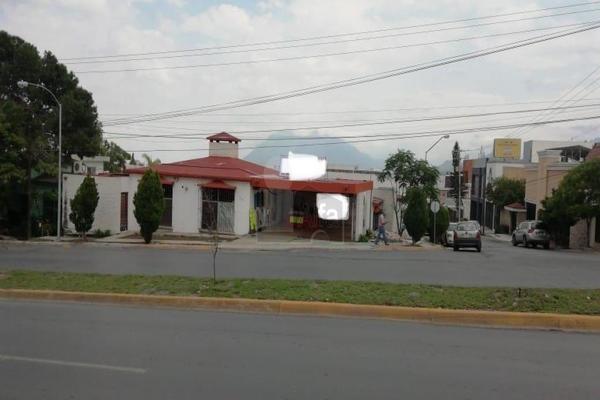 Foto de inmueble en Cumbres 3 sector #201, Col. Las Cumbres 3 Sector C.P. 64610, Monterrey