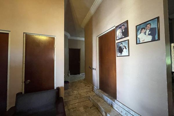 Foto de inmueble en Cumbres 3 Sector, Col. Las Cumbres 3 Sector C.P. 64610, Monterrey