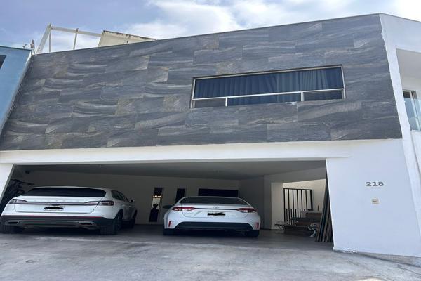 Foto de inmueble en ., Col. Cumbres del Valle C.P. 64650, Monterrey