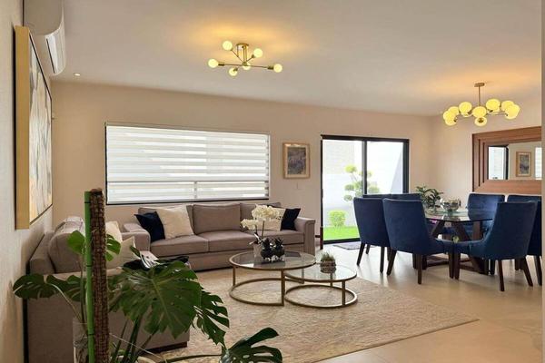 Foto de inmueble en Cumbres Elite 8o Sector, Col. Cumbres Elite 8vo Sector C.P. 64349, Monterrey