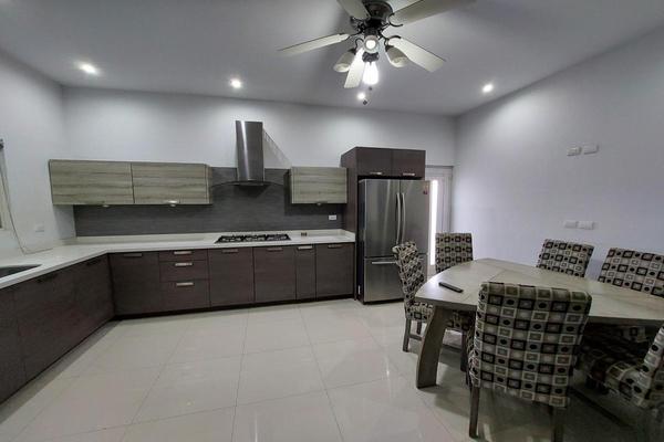 Foto de inmueble en  , Col. Cumbres Elite C.P. 64349, Monterrey