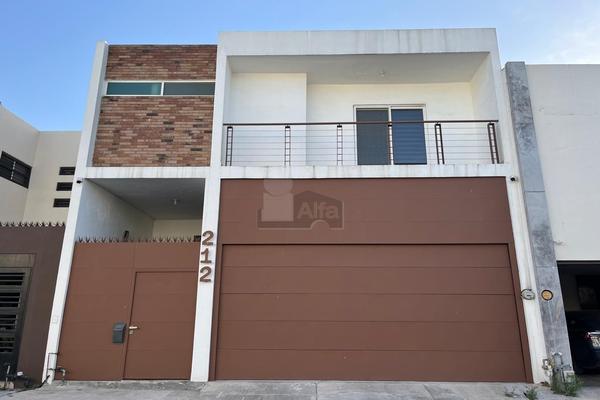 Foto de inmueble en Cumbres Elite sector Villas #212, Col. Cumbres Elite Sector Villas C.P. 64340, Monterrey