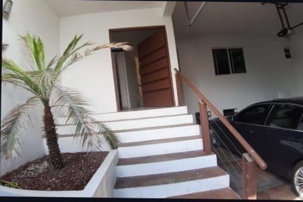 Foto de inmueble en  , Col. Cumbres Elite Sector Villas C.P. 64340, Monterrey