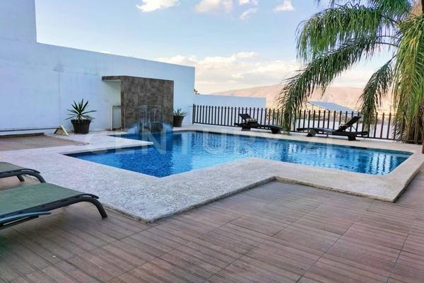 Foto de inmueble en cumbres, Col. Las Cumbres 2 Sector C.P. 64610, Monterrey