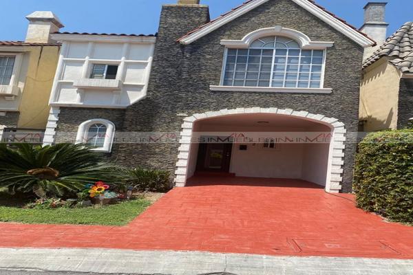 Foto de inmueble en Cumbres Oro Sector Regency, Col. Cumbres Oro Sector Regency C.P. 64347, Monterrey