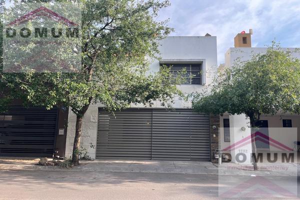 Foto de inmueble en  , Col. Cumbres San Agustín 2 Sector C.P. 64346, Monterrey