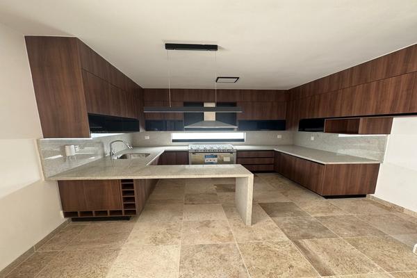 Foto de inmueble en Cumbres, Col. San Luis C.P. 78310, San Luis Potosí