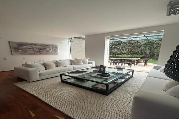 Foto de inmueble en cumbres, Col. Santa Fe Cuajimalpa C.P. 05348, Cuajimalpa de Morelos