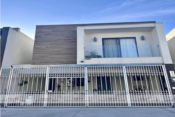 Foto de inmueble en La Floresta, 66630 Cdad. Apodaca, N.L., Col. Arbado C.P. 66636, Apodaca