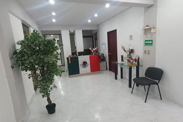 Foto de inmueble en Calle Berriozabal 35, Tlalnepantla Centro, 54000 Tlalnepantla, Méx. #35, Col. San Javier C.P. 54030, Tlalnepantla de Baz