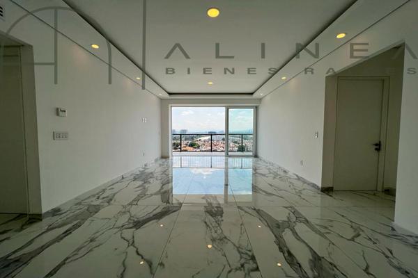 Foto de inmueble en Avenida Santa Margarita 3600 #3600, Col. Jardín Real C.P. 45136, Zapopan