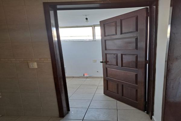 Foto de inmueble en Calle La Noche #2391, Col. Jardines del Bosque Centro C.P. 44520, Guadalajara