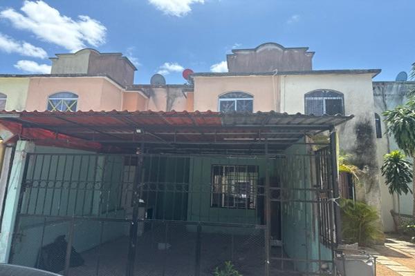 Foto de inmueble en CTO HDA DEL JILOTEPEC #s/n, Col. Hacienda Real del Caribe C.P. 77539, Benito Juárez