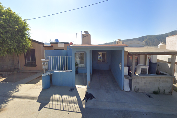 Foto de inmueble en Calle Atlas 516 #s/n, Col. Las Torres C.P. 22813, Ensenada