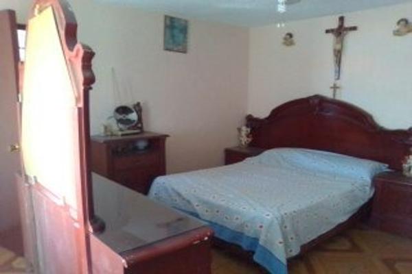 Foto de inmueble en Calle Isla Antigua #2947, Col. Jardines de La Cruz 1a. Sección C.P. 44950, Guadalajara