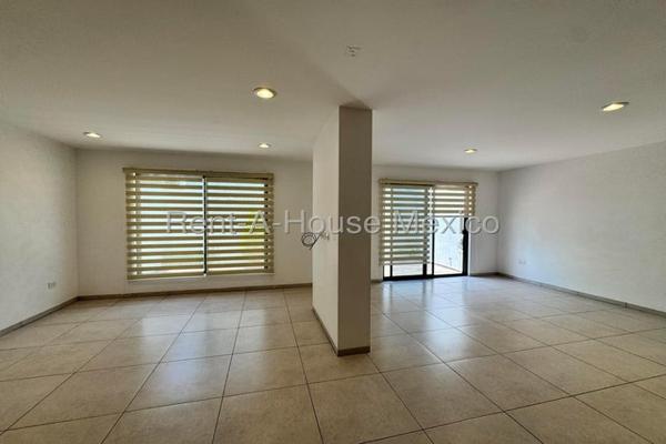 Foto de inmueble en Jurica, 76100 Santiago de Querétaro, Qro., Col. Jurica Misiones C.P. 76226, Querétaro