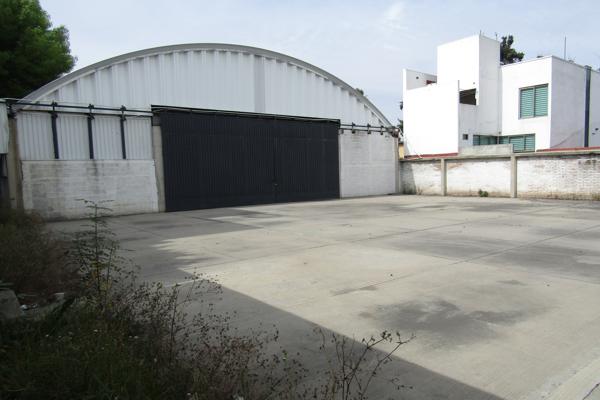 Foto de inmueble en Blvd de las Rosas #66, Col. Villa de las Flores 1a Sección (Unidad Coacalco) C.P. 55710, Coacalco de Berriozábal
