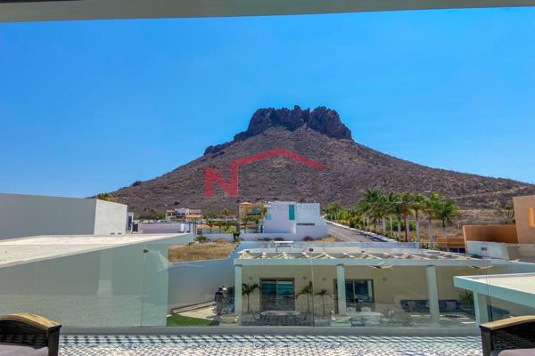 Foto de inmueble en SAN CARLOS , Col. Santa Mónica C.P. 85500, Guaymas
