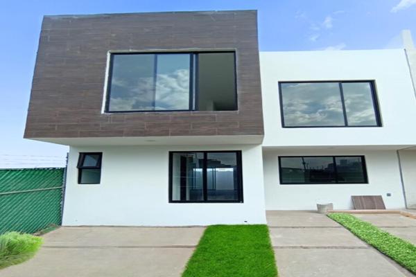 Foto de inmueble en C Manganeso #s/n, Col. San Antonio el Desmonte C.P. 42083, Pachuca de Soto