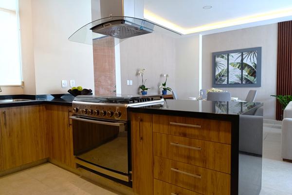 Foto de inmueble en Avenida Domingo Diez 200 #200, Col. Lomas de Miraval C.P. 62270, Cuernavaca