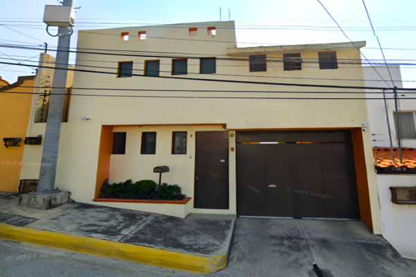 Foto de inmueble en AV LOMAS DEL TZOMPANTLE 7, Col. Lomas de Zompantle C.P. 62157, Cuernavaca
