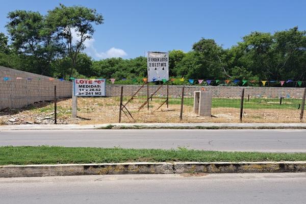 Foto de inmueble en Avenida Carmen Ochoa de Merino  #313, Col. Chetumal Centro C.P. 77000, Othón P. Blanco