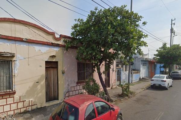 Foto de inmueble en Calle Benito Juárez  #1526, Col. Veracruz Centro C.P. 91700, Veracruz