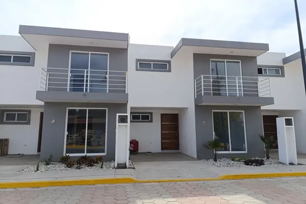 Foto de inmueble en de la 18 sur #10335, Col. Rancho San José Xilotzingo C.P. 72583, Puebla
