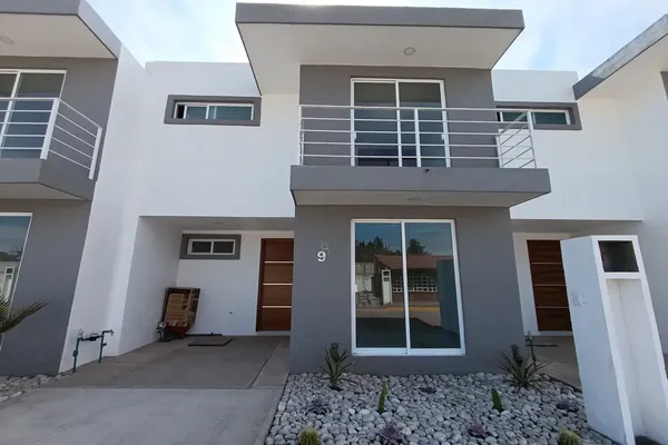 Foto de inmueble en de la 18 sur #10355, Col. Rancho San José Xilotzingo C.P. 72583, Puebla