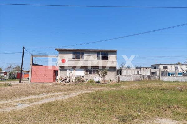 Foto de inmueble en De las Torres, Col. Santa Elena C.P. 92018, Pánuco