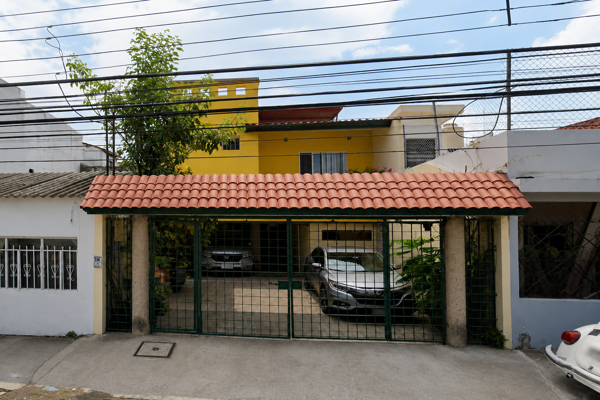 Foto de inmueble en Ernesto Malda 433, Col. Lindavista, 86050 Villahermosa, Tab. #433, Col. Residencial Paseo de las Palmas C.P. 86050, Centro