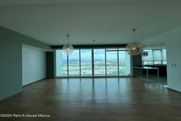 Foto de inmueble en Juriquilla Santa Fe, Santa Fé, 76230 Juriquilla, Qro., Col. Juriquilla Santa Fe C.P. 76230, Querétaro