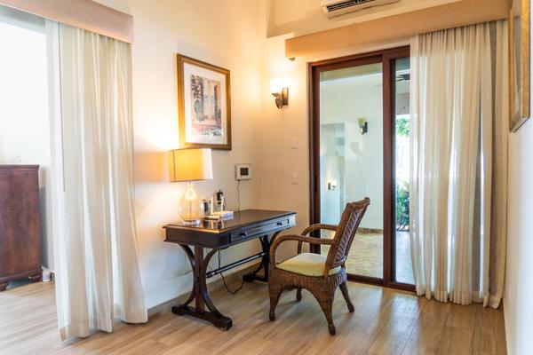 Foto de inmueble en Cerro de la neveria, Col. Balcones de Loma Linda C.P. 82000, Mazatlán