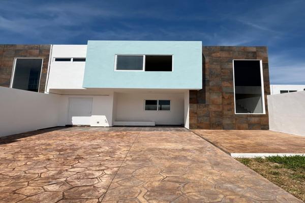 Foto de inmueble en Avenida Abraham Zabludovsky #305, Col. Transportistas C.P. 96536, Coatzacoalcos