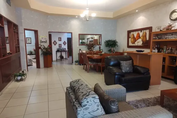 Foto de inmueble en del andaluz #1350, Col. Torreón Residencial C.P. 27268, Torreón
