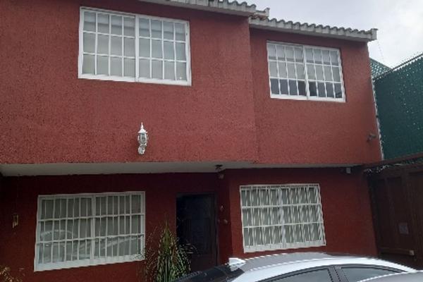 Foto de inmueble en Del Arco, Col. Barrio Santa Catarina C.P. 04010, Coyoacán