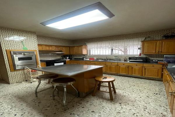 Foto de inmueble en del arroyo, Col. Las Cumbres 4 Sector B C.P. 64619, Monterrey