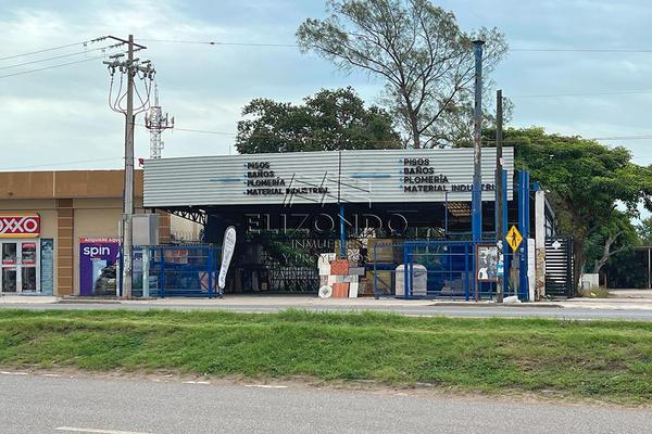Foto de inmueble en  , Col. Del Bosque C.P. 89318, Tampico