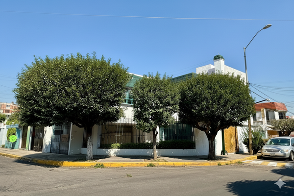 Foto de inmueble en Del Marco, Col. Jardines del Sur C.P. 16050, Xochimilco
