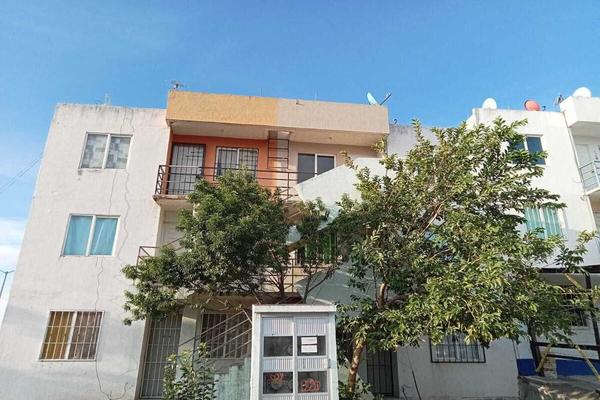 Foto de inmueble en DEL PALMAR DEPTO 6, Col. San Jose de La Palma C.P. 58893, Tarímbaro