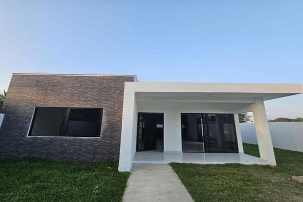 Foto de inmueble en  , Col. Del Puerto C.P. 92880, Tuxpan