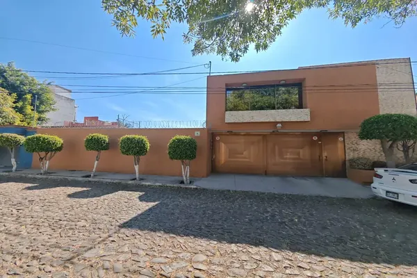 Foto de inmueble en del seminario #123, Col. Carretas C.P. 76050, Querétaro