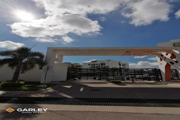 Foto de inmueble en Delfines, Col. Jardines del Bosque C.P. 82132, Mazatlán