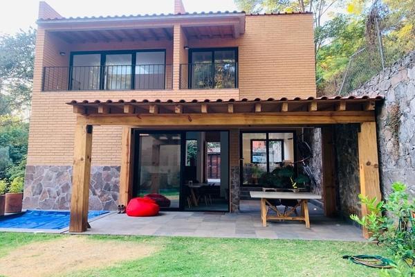 Foto de inmueble en Delicias, Col. Santa María Ahuacatlan C.P. 51200, Valle de Bravo