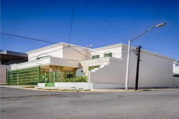Foto de inmueble en Diamante, Col. Colinas de las Cumbres C.P. 64619, Monterrey